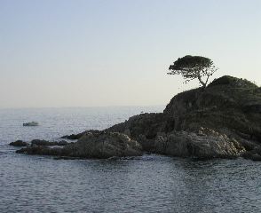 PB273817 Cote d'Azur Island