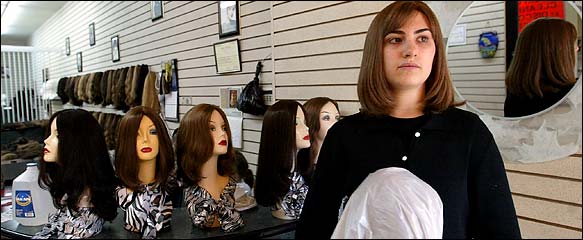 Jewish ladies outlet with wigs