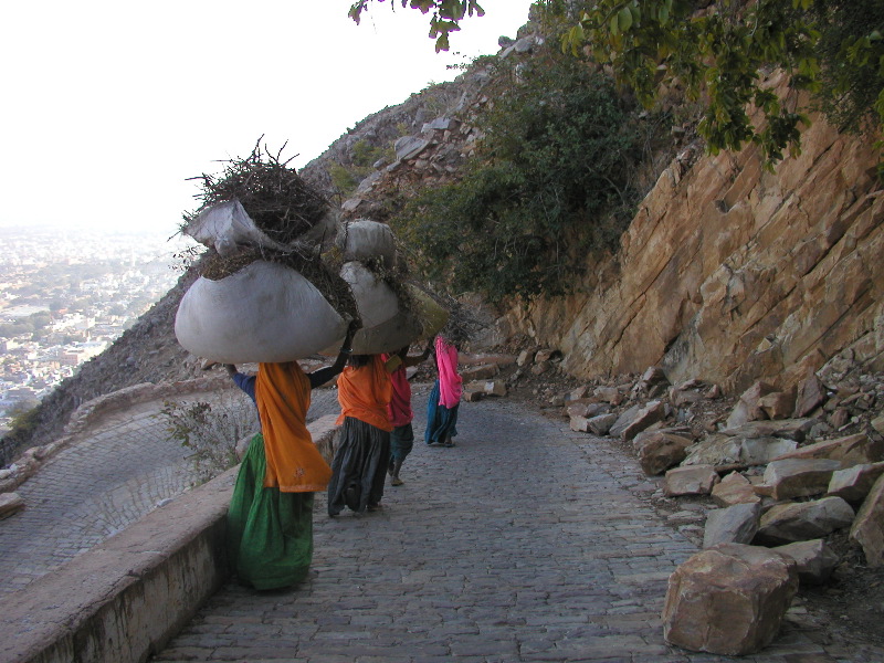p1094304 Women carrying firewood